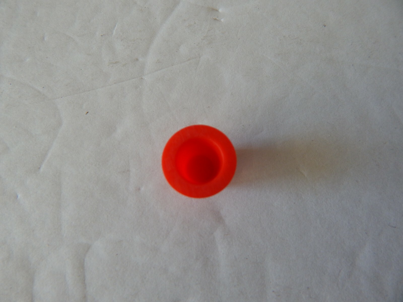 20x Universal Premium Quality Plastic Tapered Plugs Cap Red