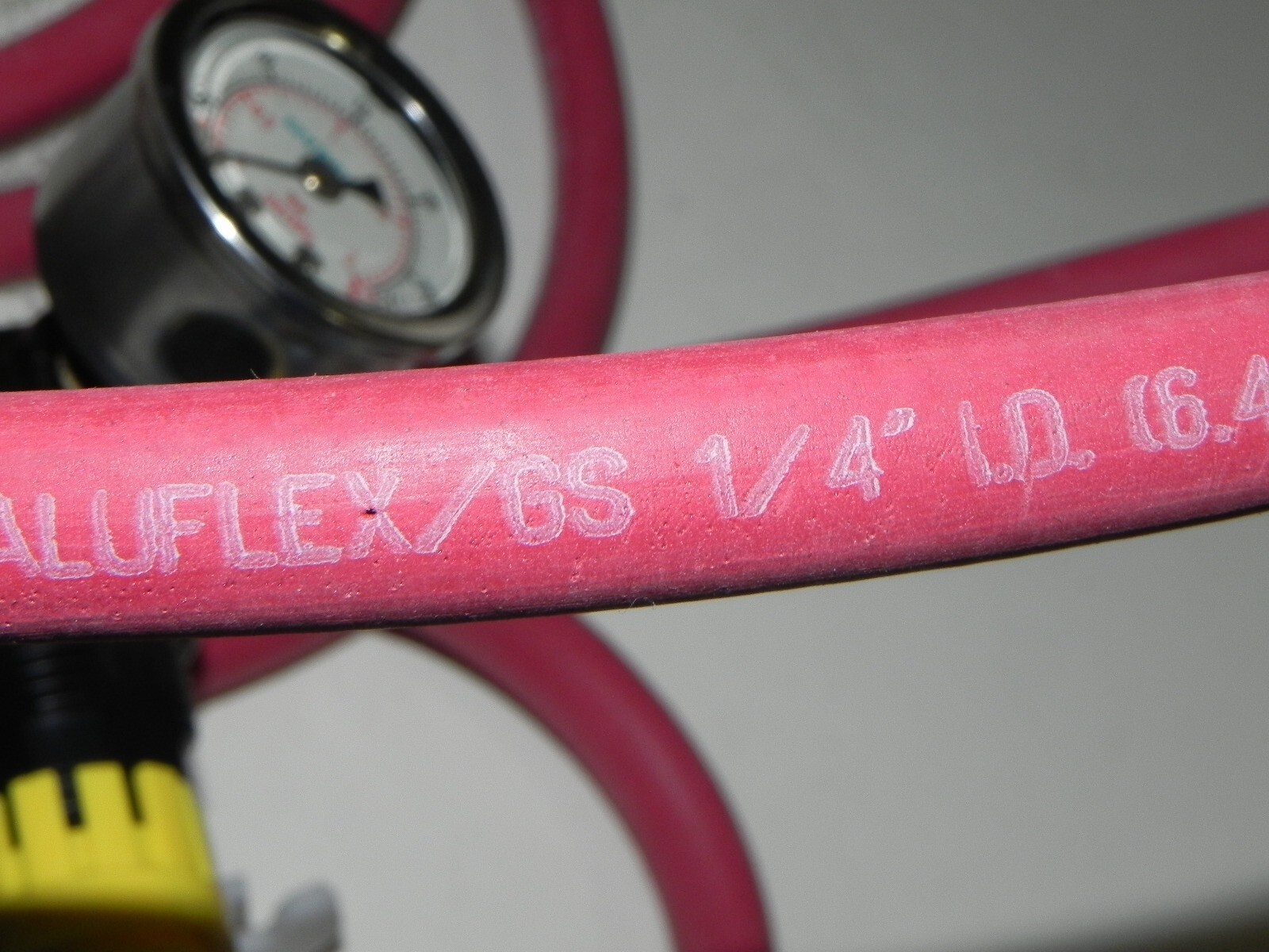 Valuflex GS 1/4″ Hose Hypro 30 PSI Gauge/Mastercraft Air gun/Parker 14R012FC=300