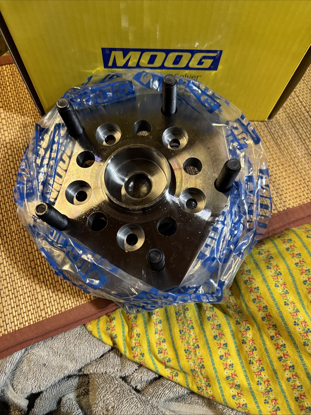 MOOG 515101 Wheel Bearing and Hub Assembly