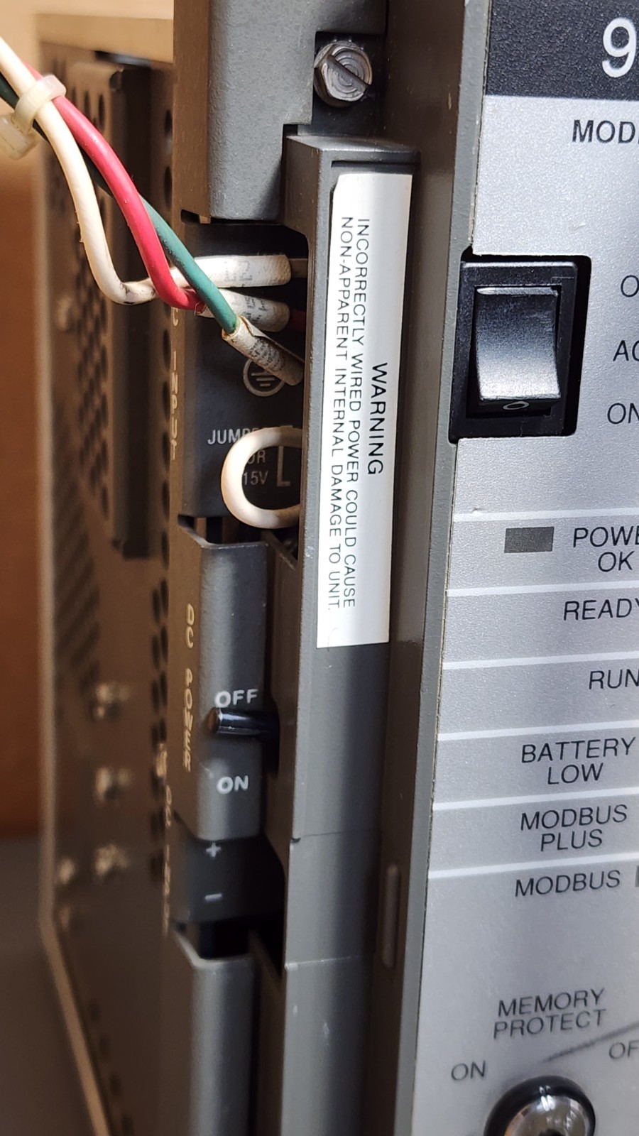 AEG 984 Modicon Programmable Controller PC-0984-785 For Parts Only