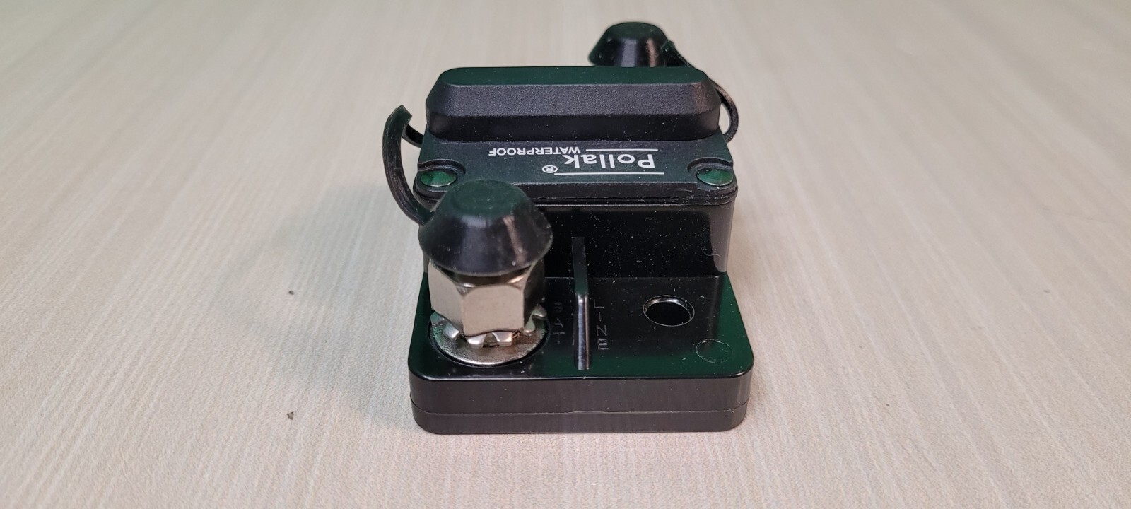 POLLAK CIRCUIT BREAKER, SURFACE MOUNT, 250 AMP, PLASTIC, TYPE ILL – 54-876PLP