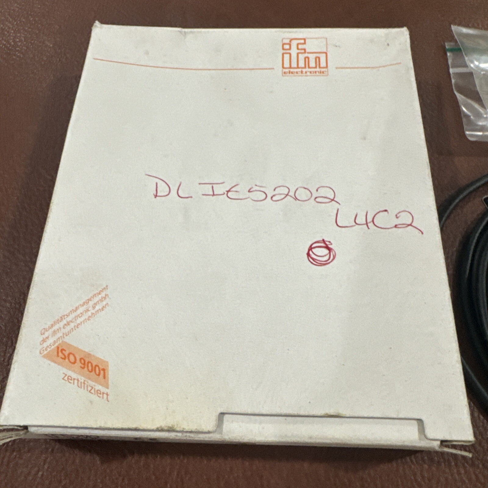 IFM EFECTOR IE-2002-FROG INDUCTIVE SENSOR IE5202, 2M CABLE LENTH #JB-G2-2