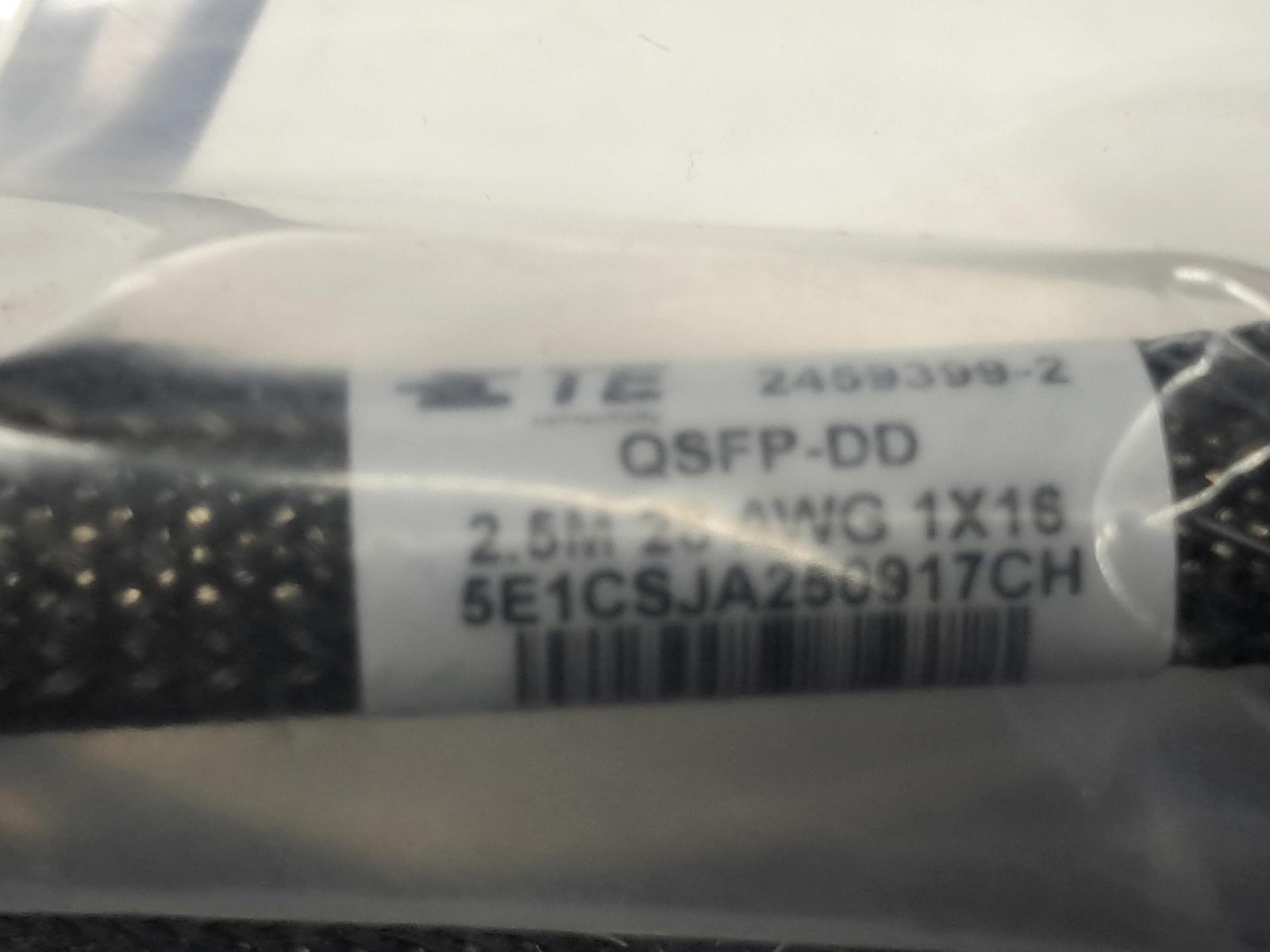 TE Connectivity QSFP-DD 28-AWG Discreet Pair, 2.5m 400G Cable