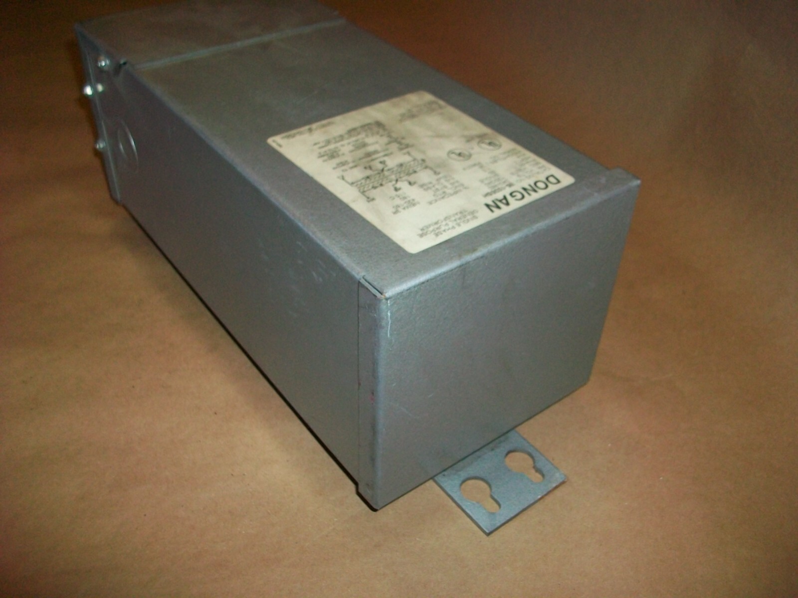 Dongan 85-1035SH Single Phase General Purpose Transformer 1.0 kva USED