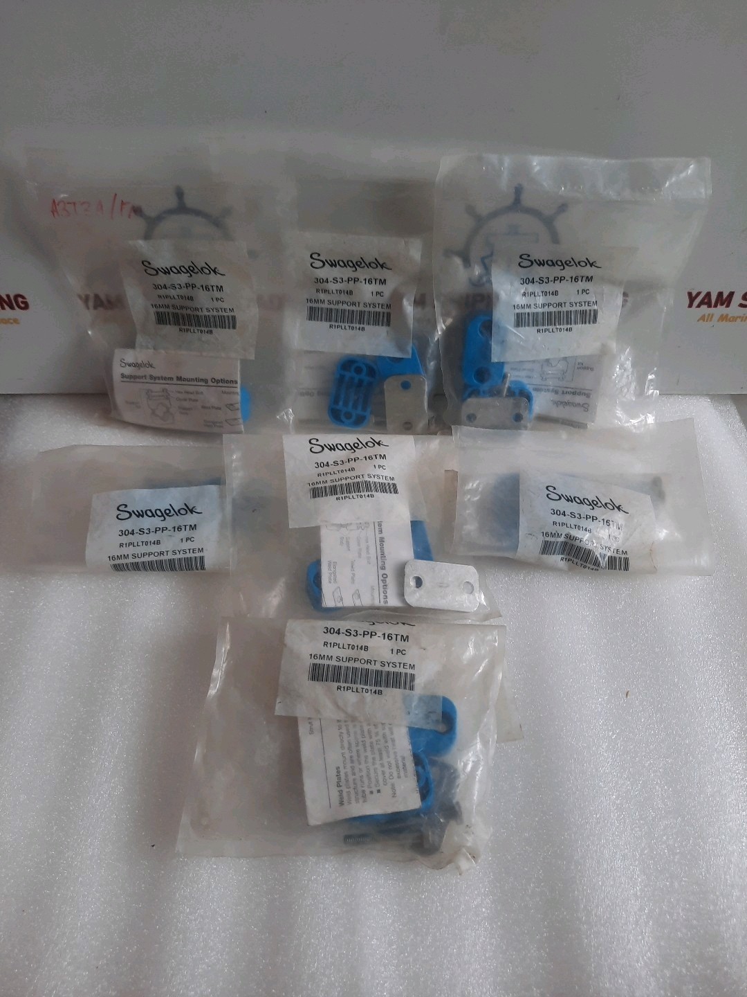 Swagelok 304-S3-PP-16TM 16MM Support System R1PLLT014B lot of 2 pcs
