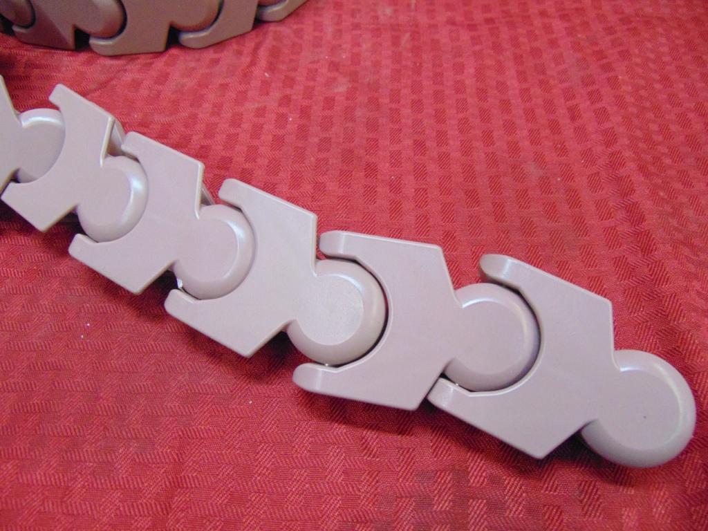 UNICHAIN PLASTIC UNI FLEX CHAIN M/N: 1700 50MM PITCH SIDE FLEXING (44FT)