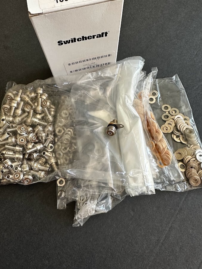 SWITCHCRAFT 5501MPX Miniature Microphone Connector, RoHS, new in original pack
