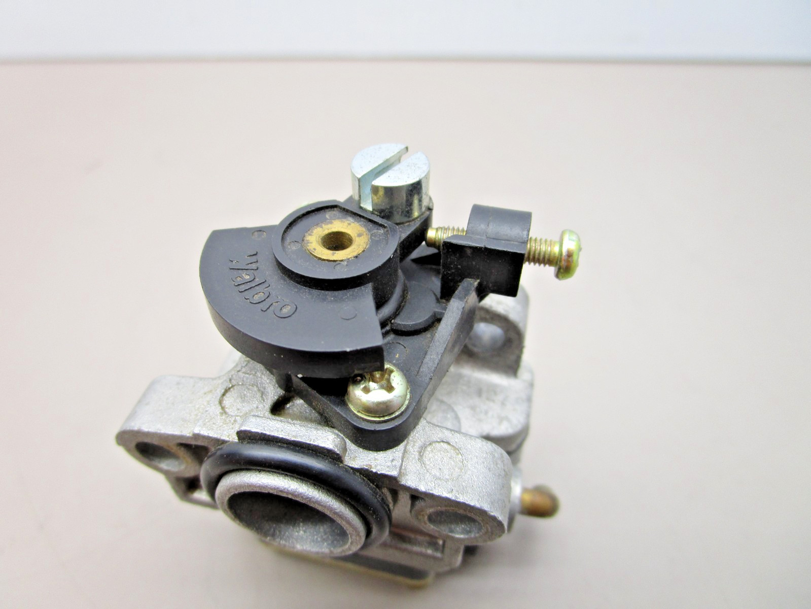 Honda GX31 Engine Carburetor Assembly Walbro WYL 127 16100-ZM5-809
