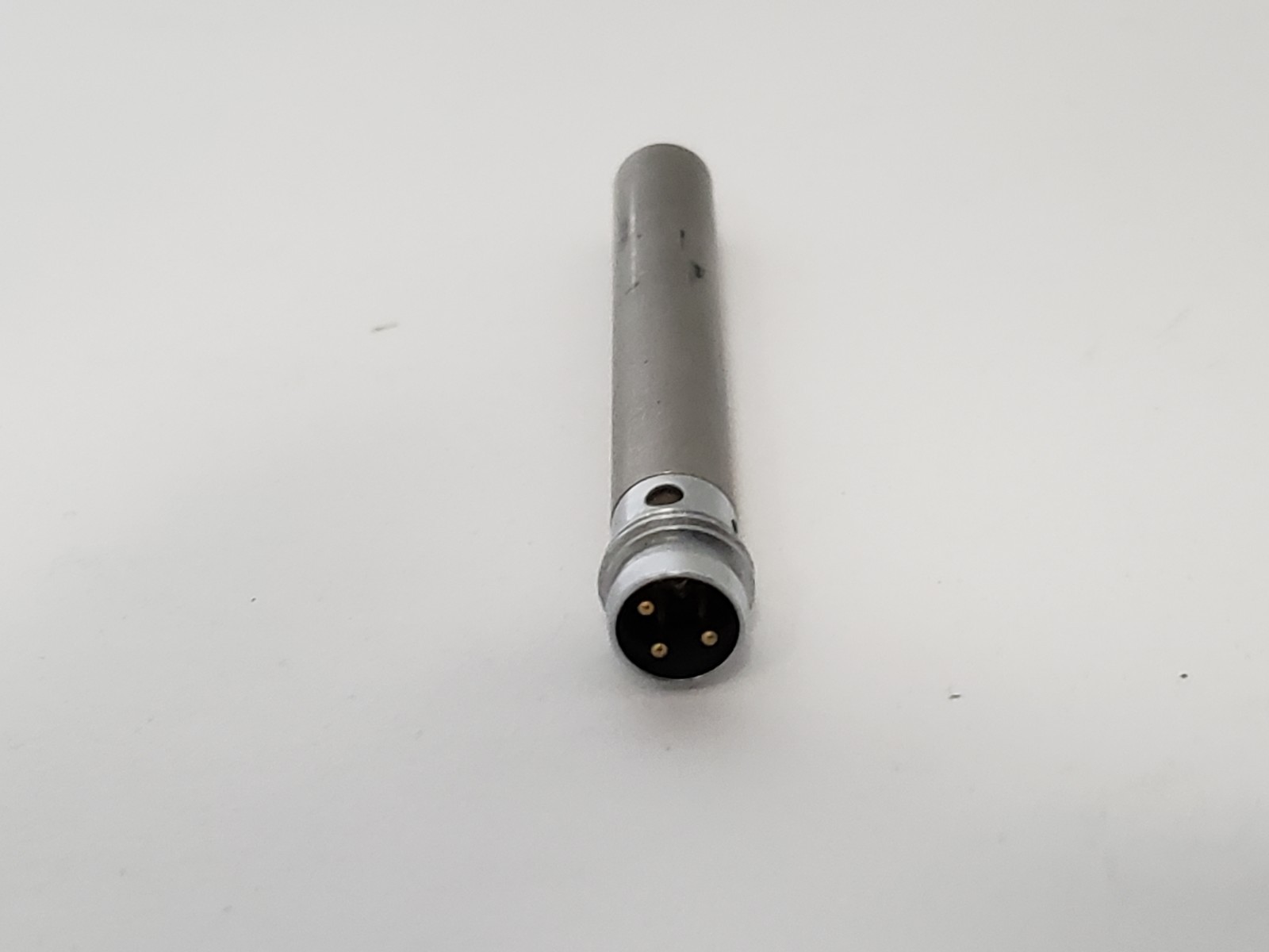 TURCK 4612020 INDUCTIVE SENSOR EMEDDABLE PNP N.O. 1 LED 3 PIN 10-30 VDC