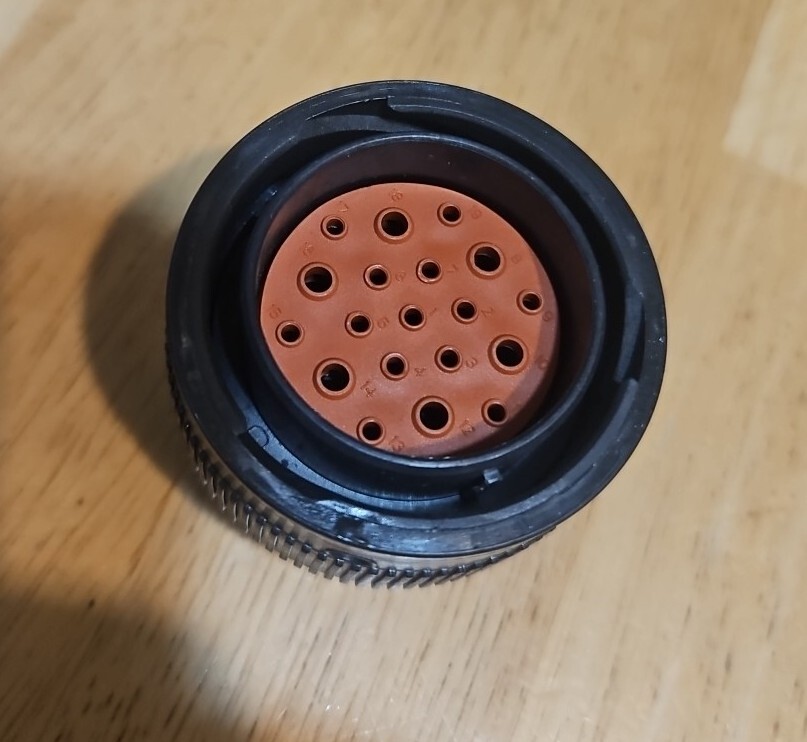DEUTSCH / TE HDP26-24-19PE-L017 NEW 19 Position Circular Plug Housing Lowest $