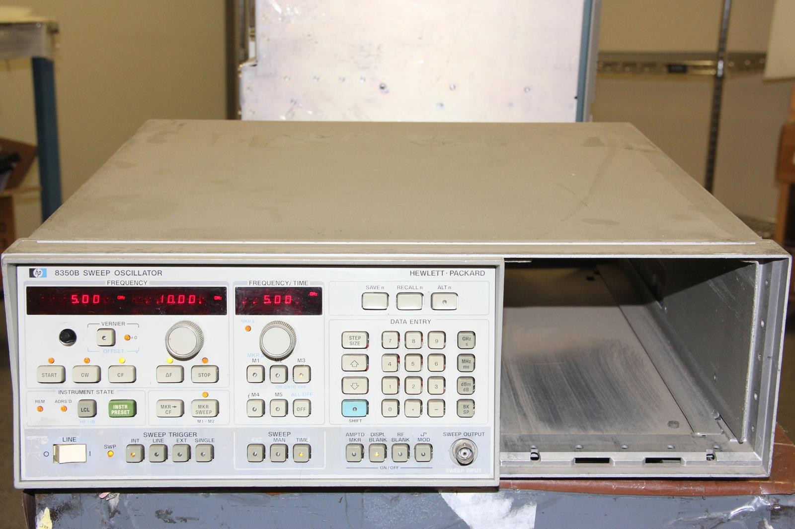 HP Hewlett Packard 8350B Sweep Oscillator