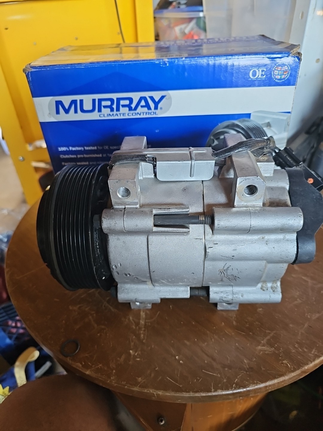 MURRAY 68182 A/C COMPRESSOR OPEN BOX