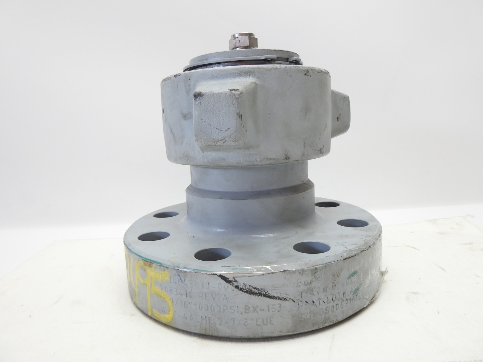 Top Connector Tree Cap 2-1/16″ & 2-9/16″ BX-153 10000PSI, 410SS 4.6″-4 ACME