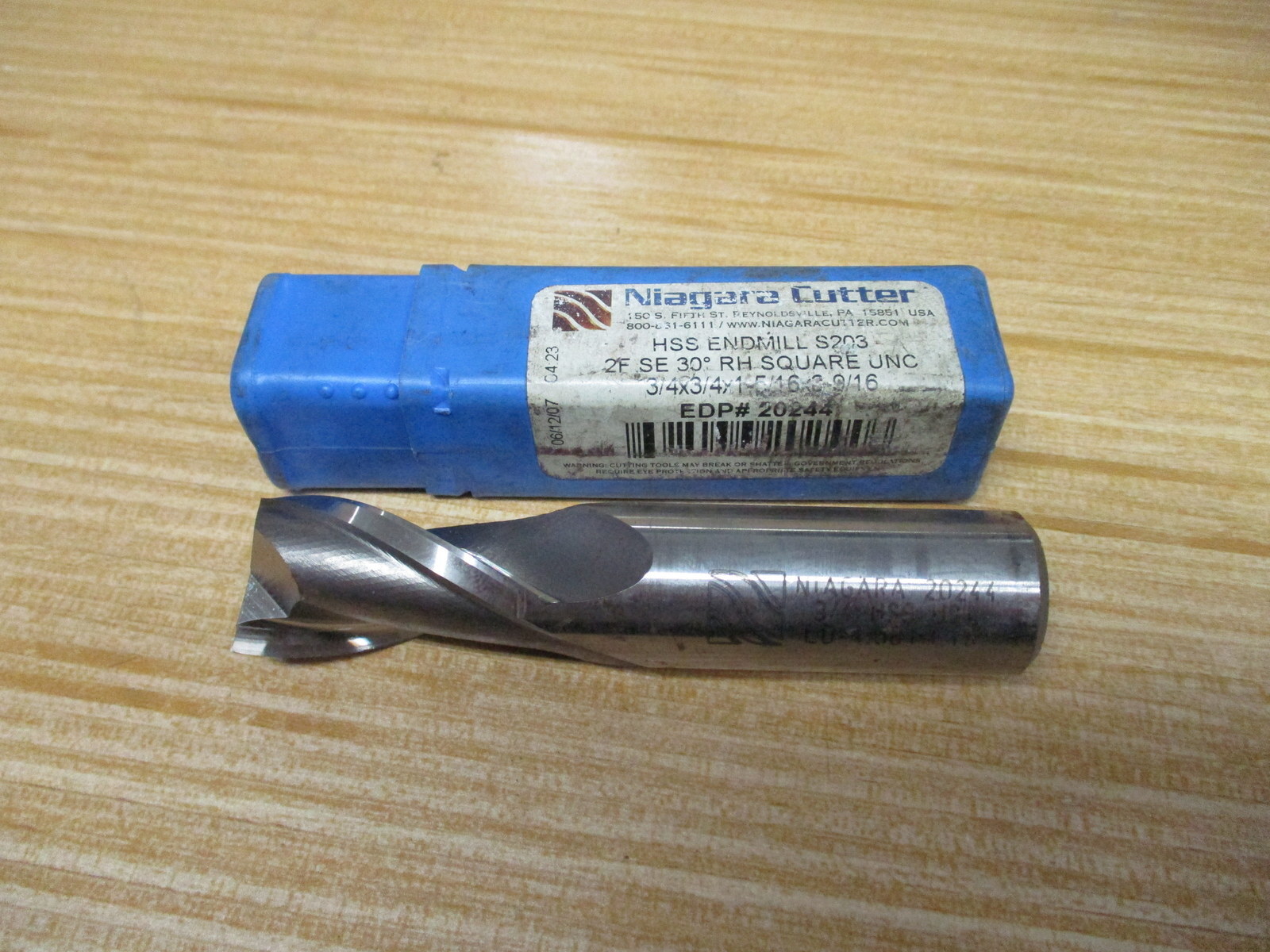 Niagara Cutter 20244 3/4″ Square End Mill