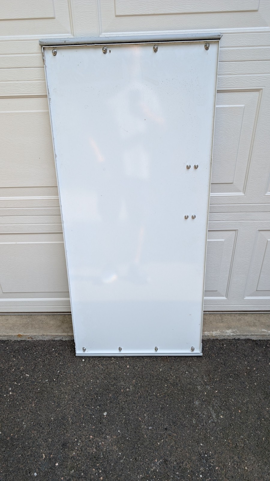 Brand New READING Truck Utility Door 46″ x 20-1/2″