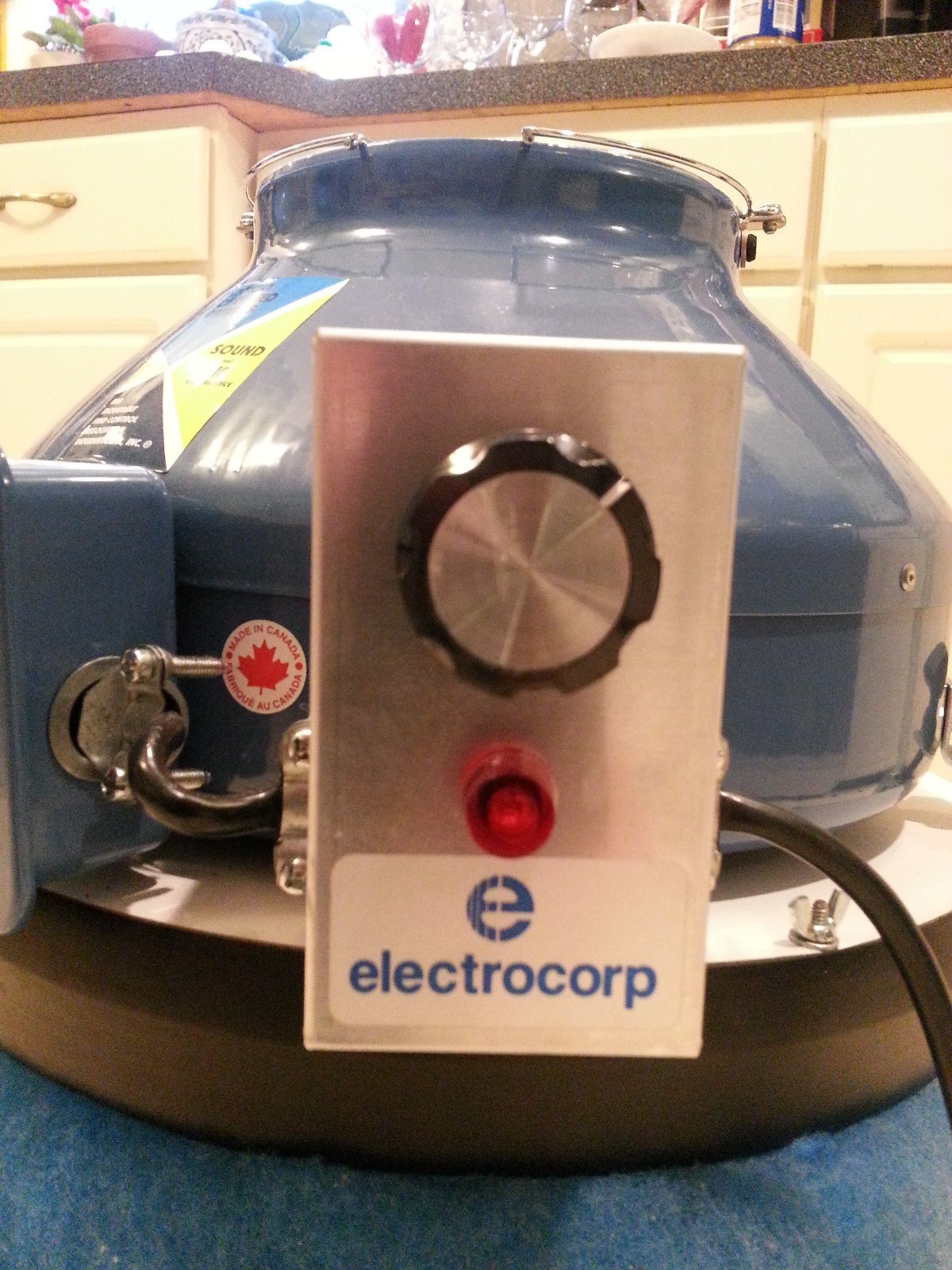 ELECTROCORP Carbon Air Purifier – RSU Series RSU12-CC – Model FX6 ELECTRO FX 6