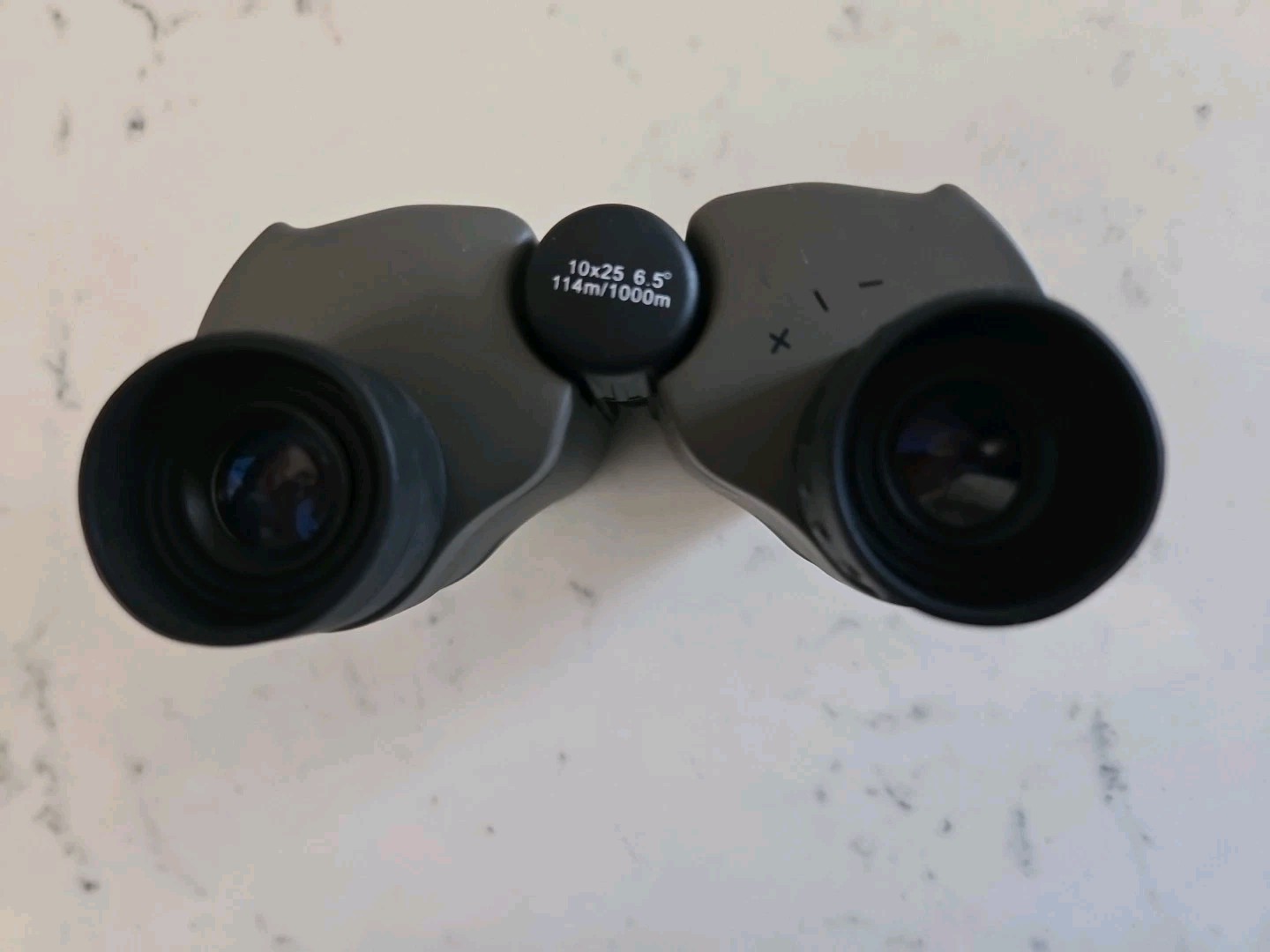 Carson Jd-025 Compact Binocular, 10 X 25 Magnification, Bk-7 Prism, 342 Ft