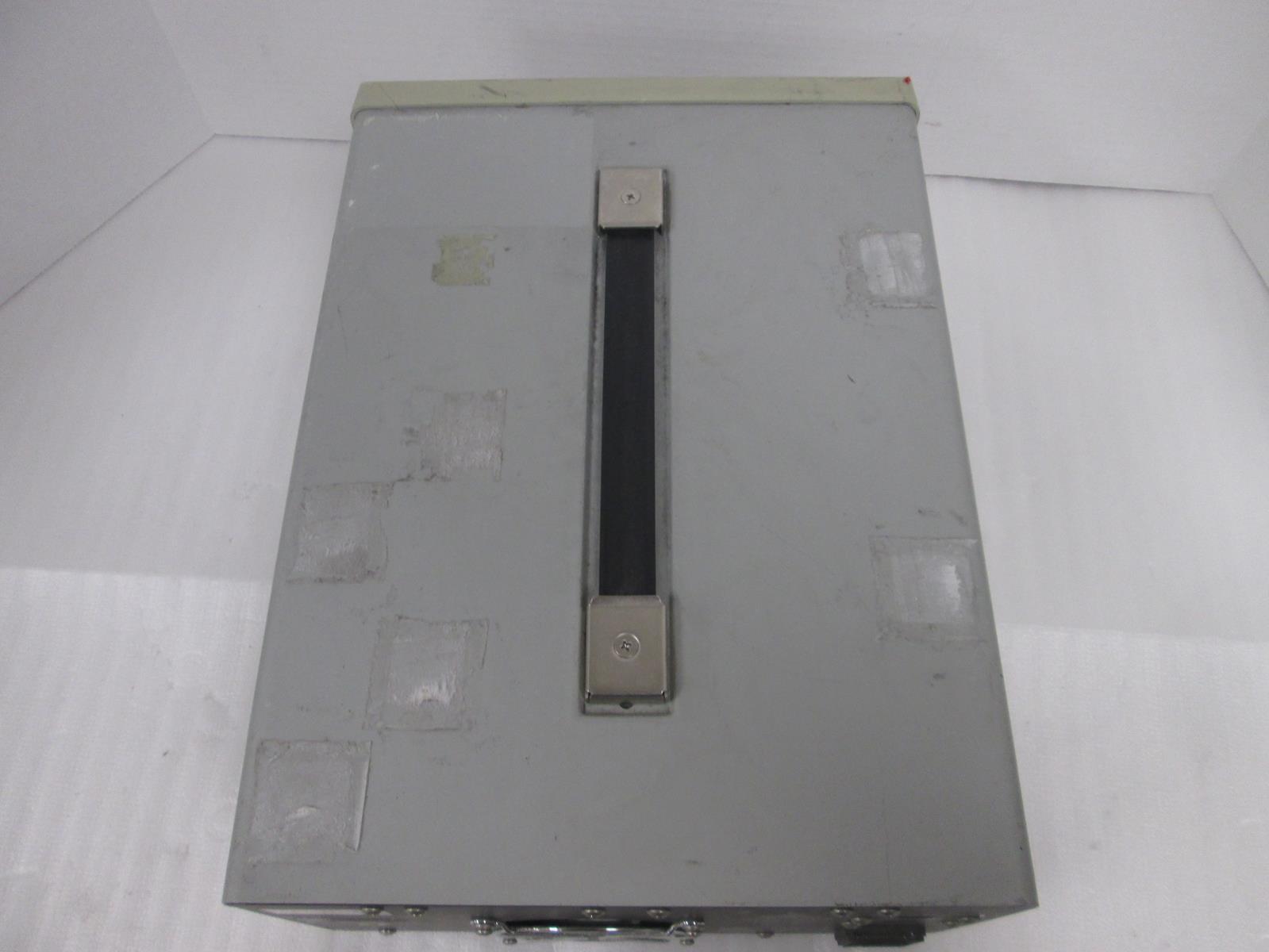 GW INSTEK GPC-18500 LABORATORY DC POWER SUPPLY DUAL TRACKING 5V