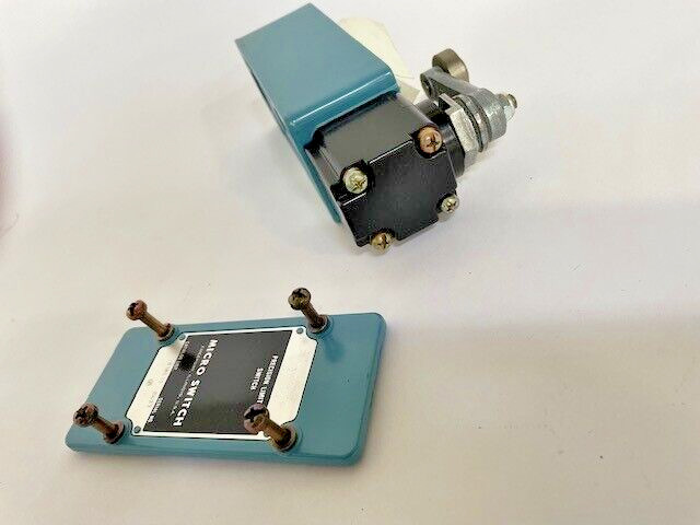 TEREX PART #05-79Z1288 HONEYWELL 51ML7 PK 80112 ISSUE 3 Switch Limit