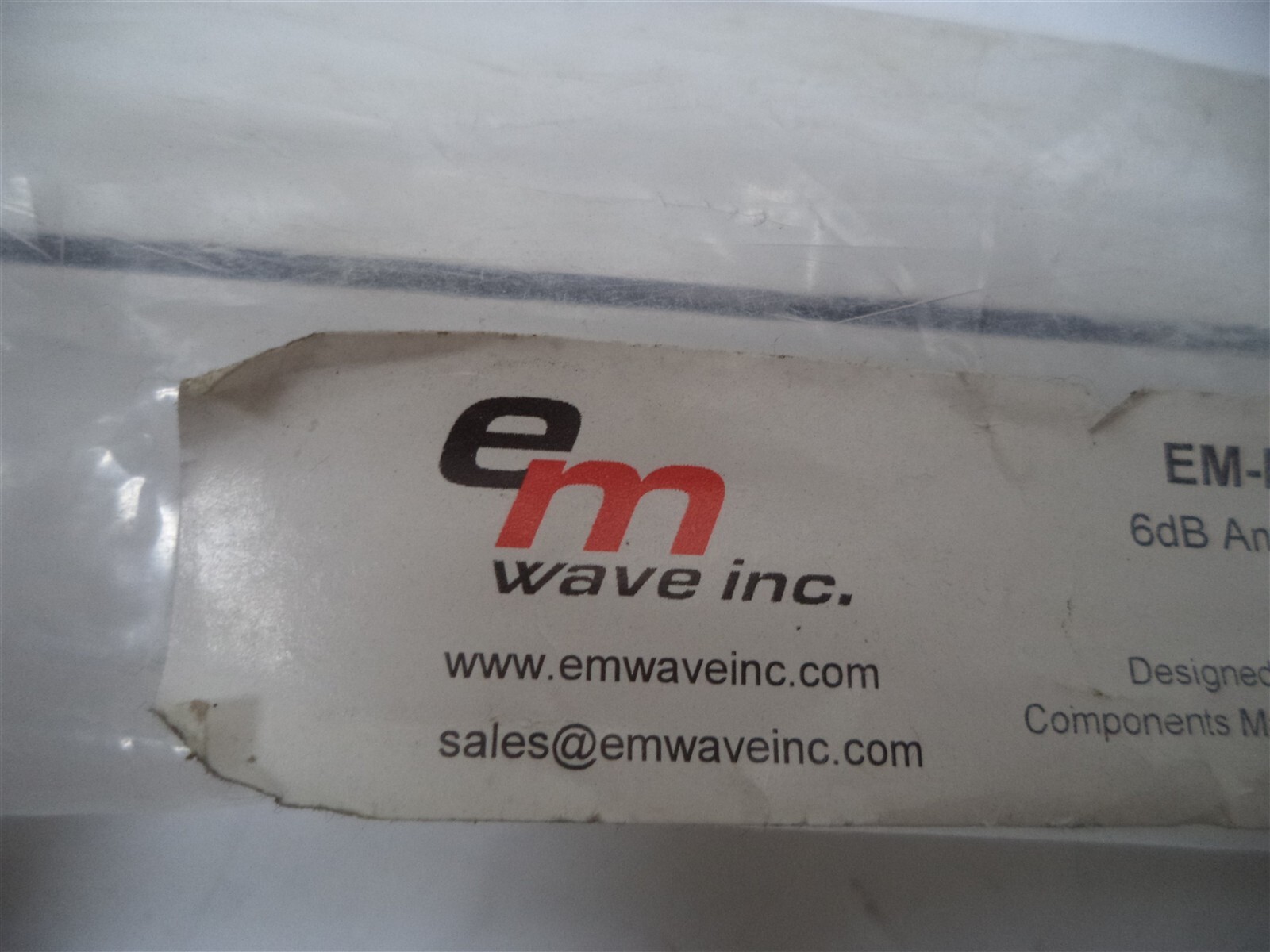 EM Wave EM-M11014-Z30 6db antenna nmo base