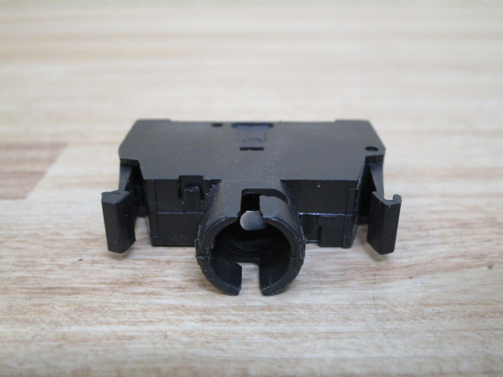 Allen Bradley 800E-3D0 Pilot Light Module 800E-3DO W/O Bulb (Pack of 3)