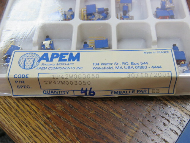 APEM TP42W003050 Qty of 5 per Lot Pushbutton Switch DPDT Standard Through Hole,