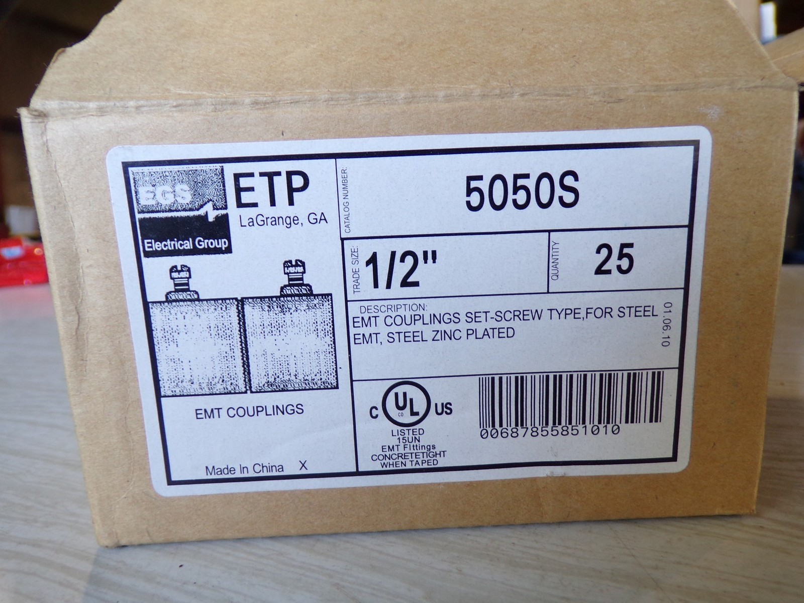 NEW EGS 5050S 1/2″ EMT Coupling, Box of 13 *FREE SHIPPING*