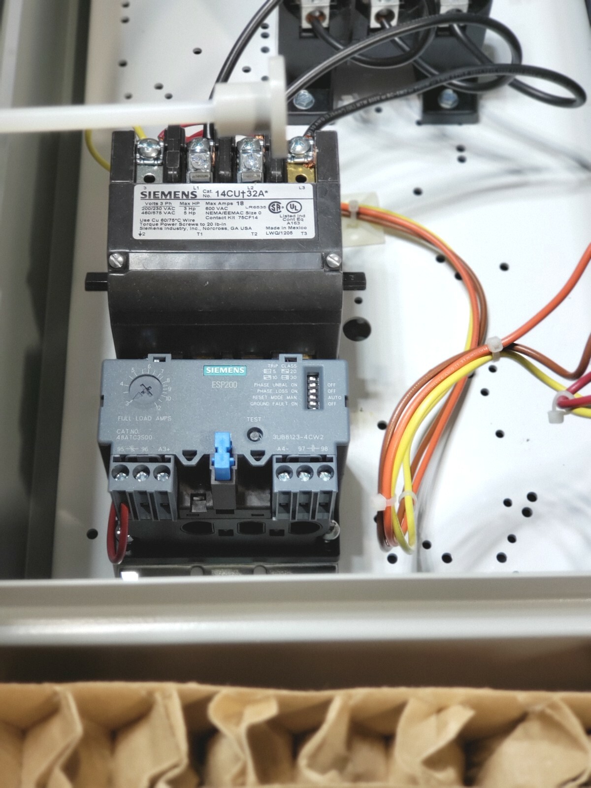 SIEMENS 17CUC92NF11, Starter,Fusible Combo FVNR SZ0,3-12Amps,N12/3R,120V, N£W