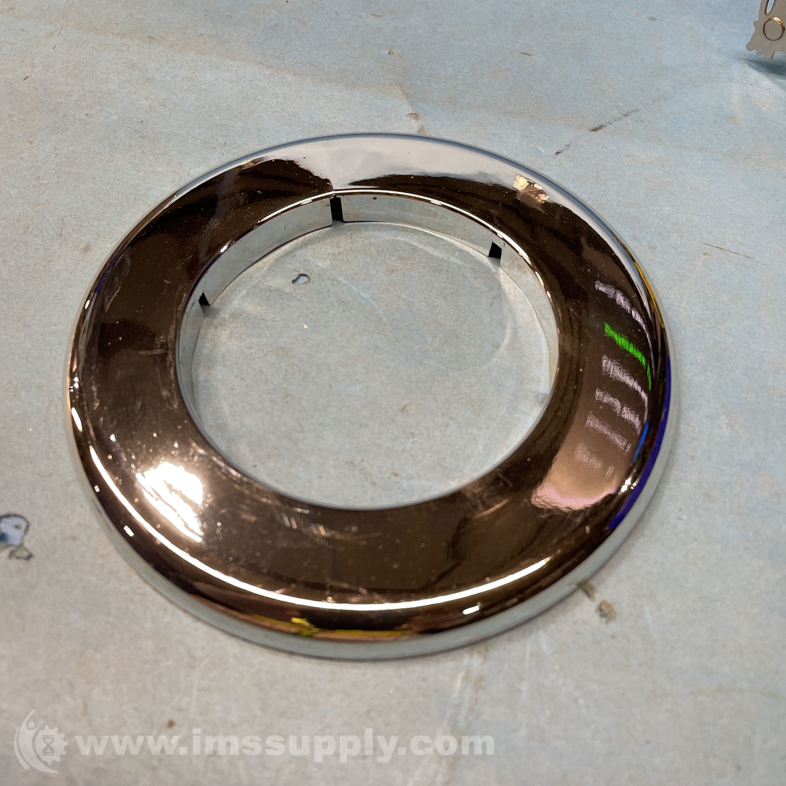 3″ IPS Floor and Ceiling Plate FNIP