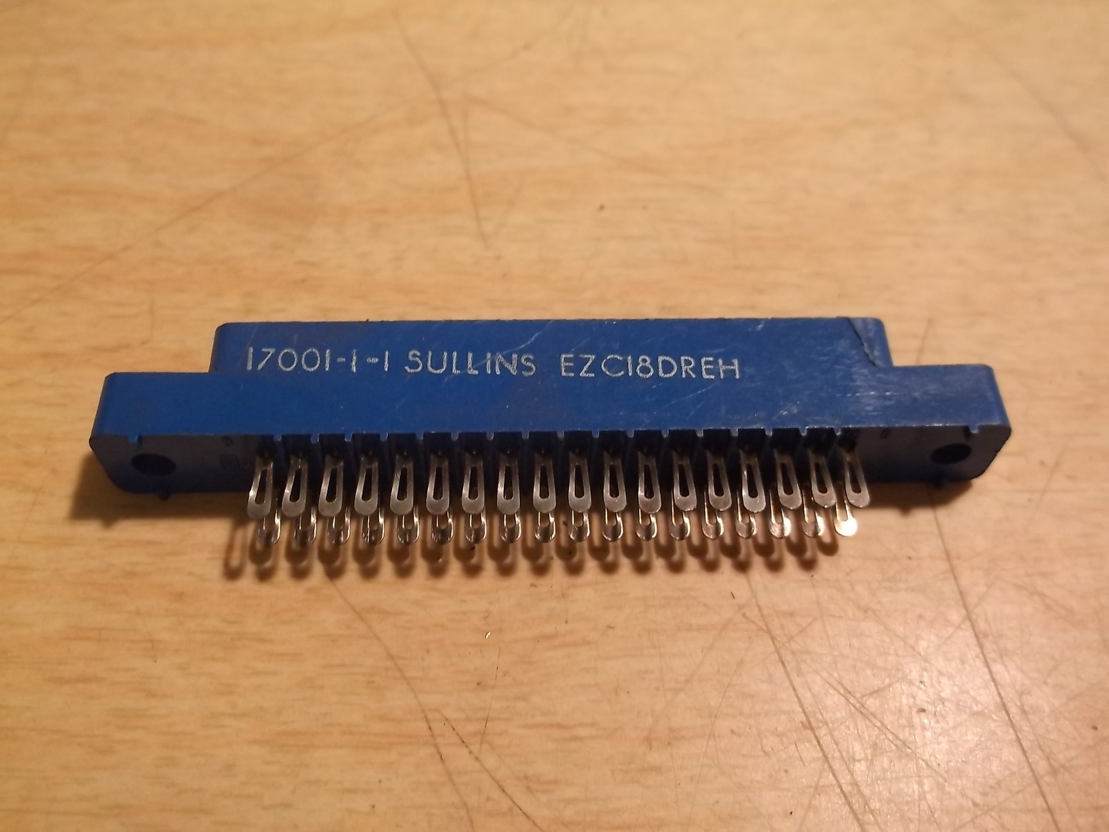 Sullins EZC18DREH Cinch Connector 17001-1 *FREE SHIPPING*