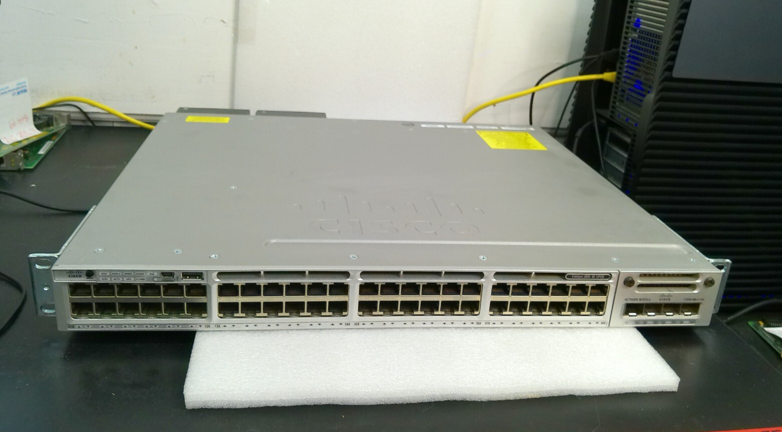 Cisco (WS-C3850-48U-S V06) W/ C3850-NM-4-10G & Mounting Ears & 2 P/S
