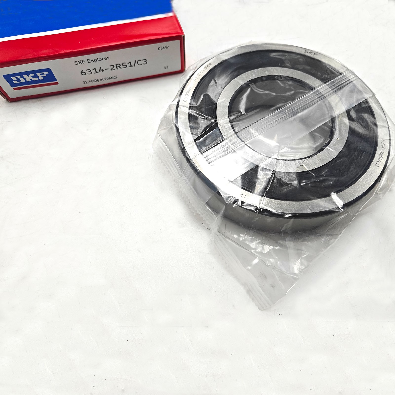 Brand new Bearing Rubber Seals 63142RS1C3 for SKF 6314 2RS1 C3 70x150x35 mm