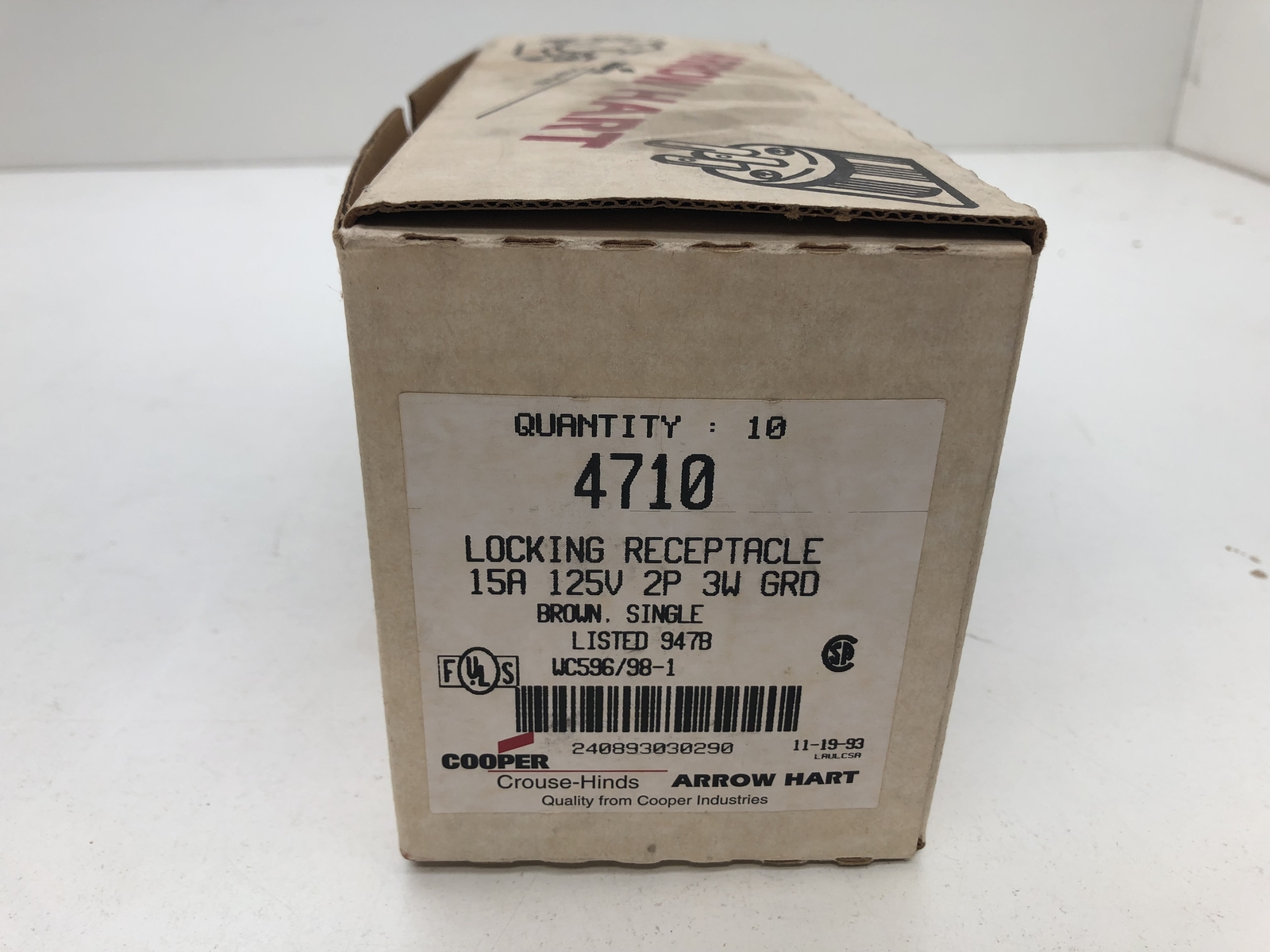 (QTY.13) COOPER-ARROW HART 4710 LOCKING RECEPTICLE