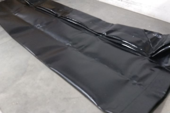 Condor BD-1010-AL-L-C 10 Ft Width x 10 Ft Length Black Spill Containment Berm