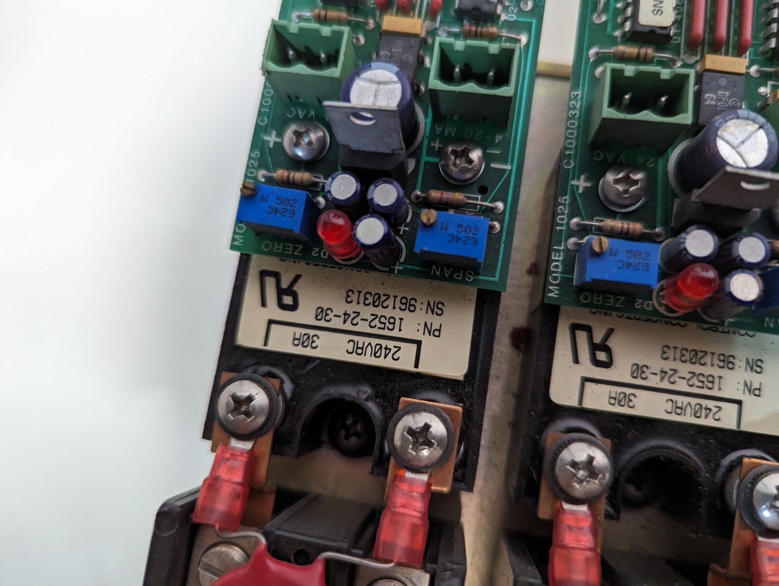 Control Concepts SCR power controller 1600-PM6-01/(4)1652-24-30-USD/(2)1652-24-4