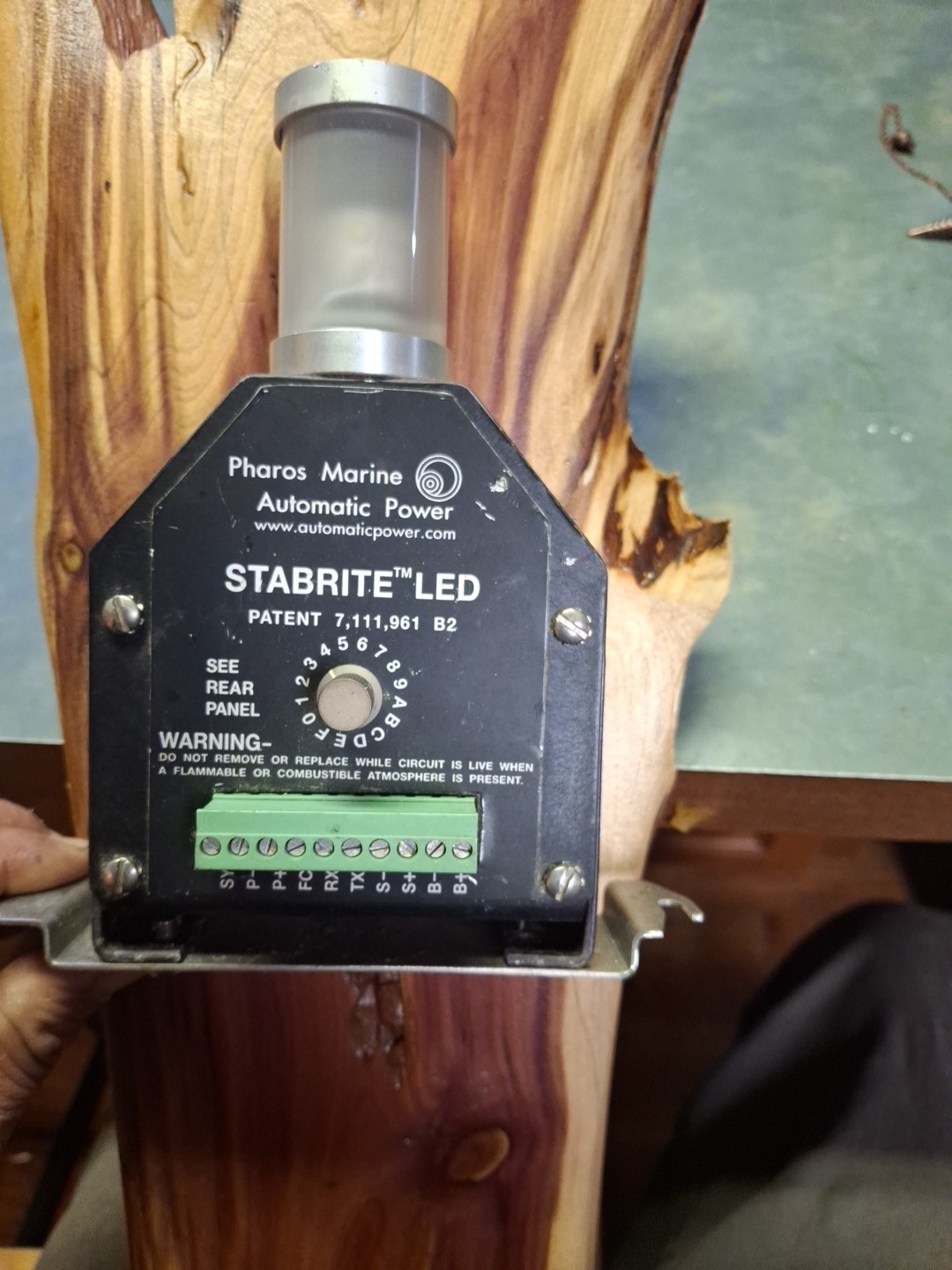 Pharos Marine Automatic Power FA-249DC LED Lantern