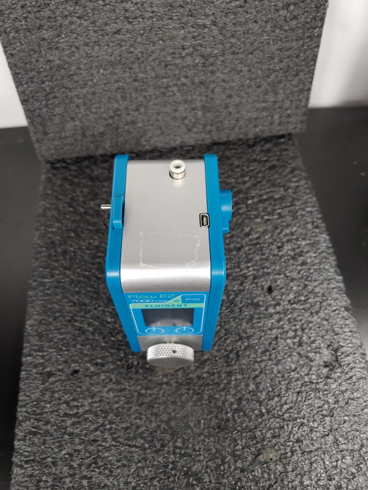 FLUIGENT SMART MICROFUIDICS FLOW-EZ LU-FEZ-07000 Microfluidic Flow Controller