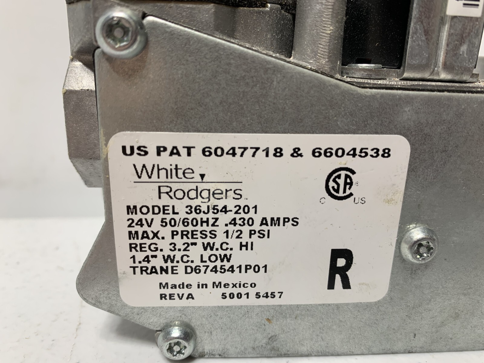 Emerson VAL09030 Manifold Gas Valve 24V 40/60 Hz 1/2 PSI