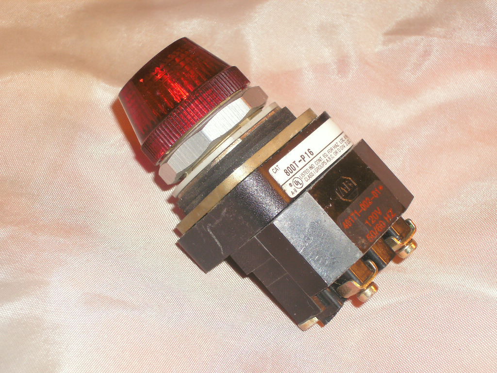 ALLEN BRADLEY 800T-P16R RED PILOT LIGHT 120V 800TP16R P16