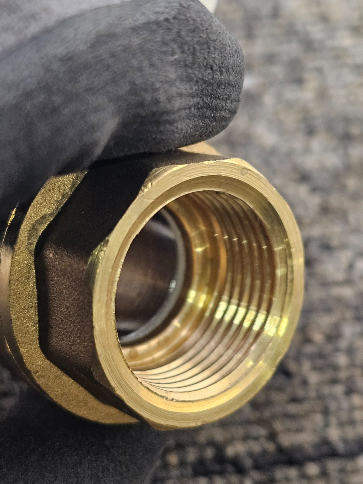 Grainger 6GD15B: Brass Ball Valve 3/4-inch FNPT x FNPT, 600 WOG, 2-1/2″ Length