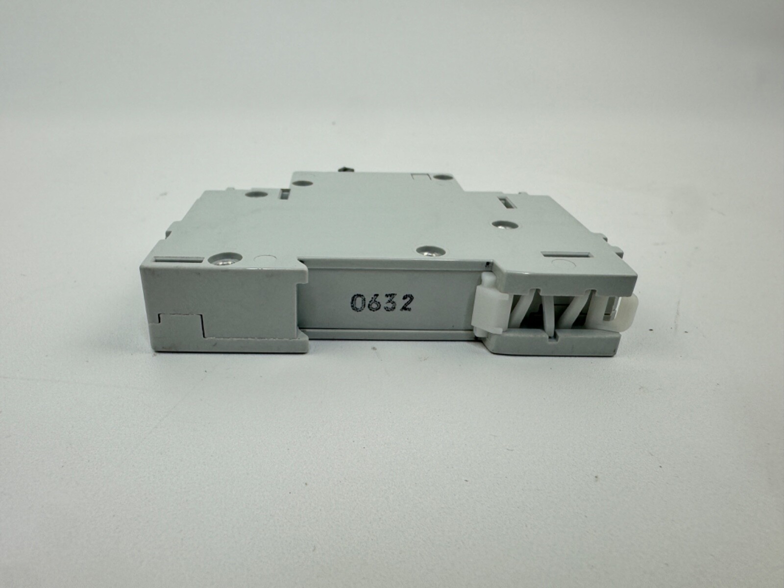 Lot of Allen Bradley 1492-CB1 G015 & 1492-CB1 G020