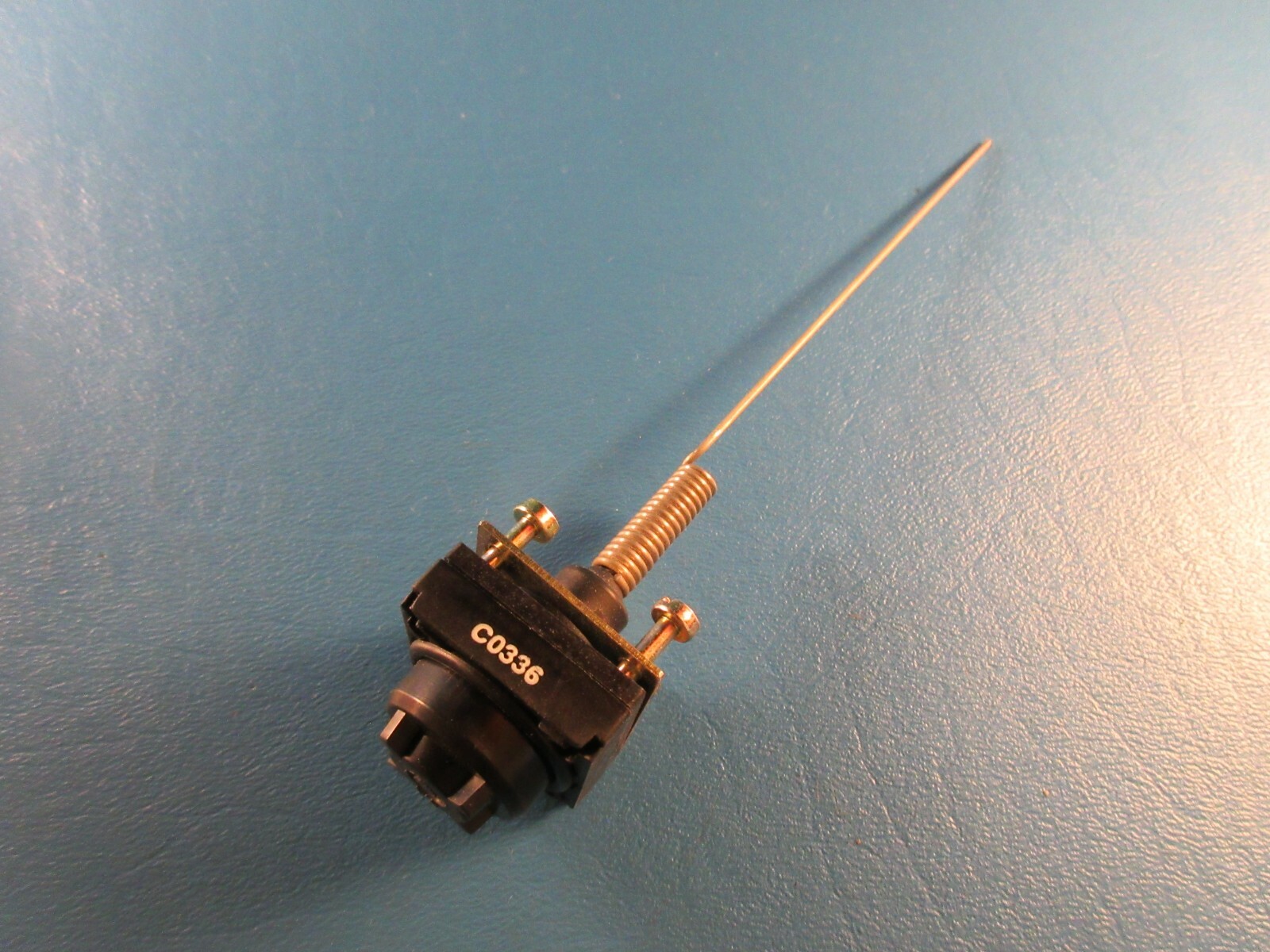 Telemecanique XCKL06 Limit Switch, Wobble Stick/Wire Whish Finger