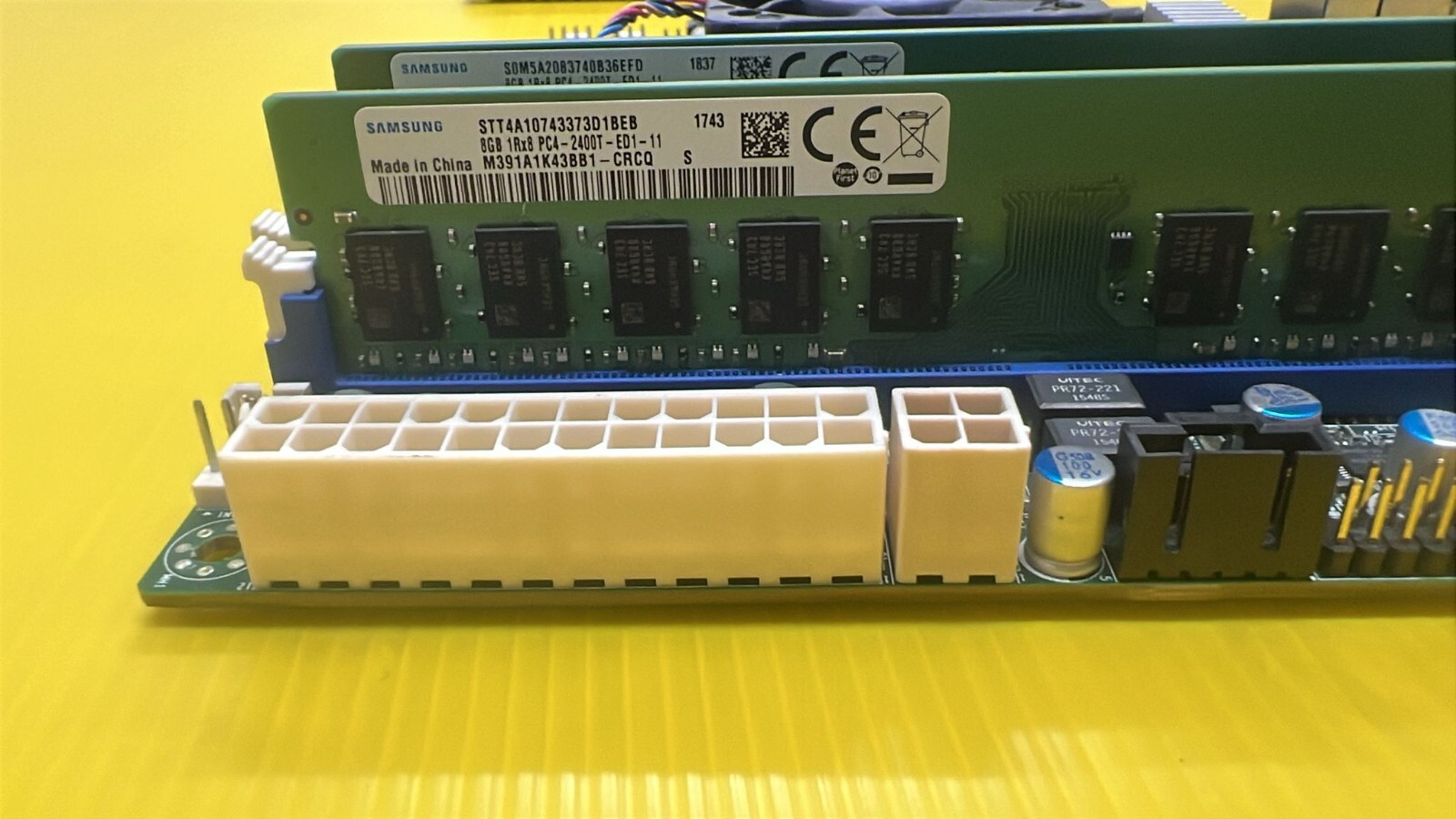 SUPER X10SDV-4C-OS017 REV 2.00 AND 2 SAMSUNG 8GB