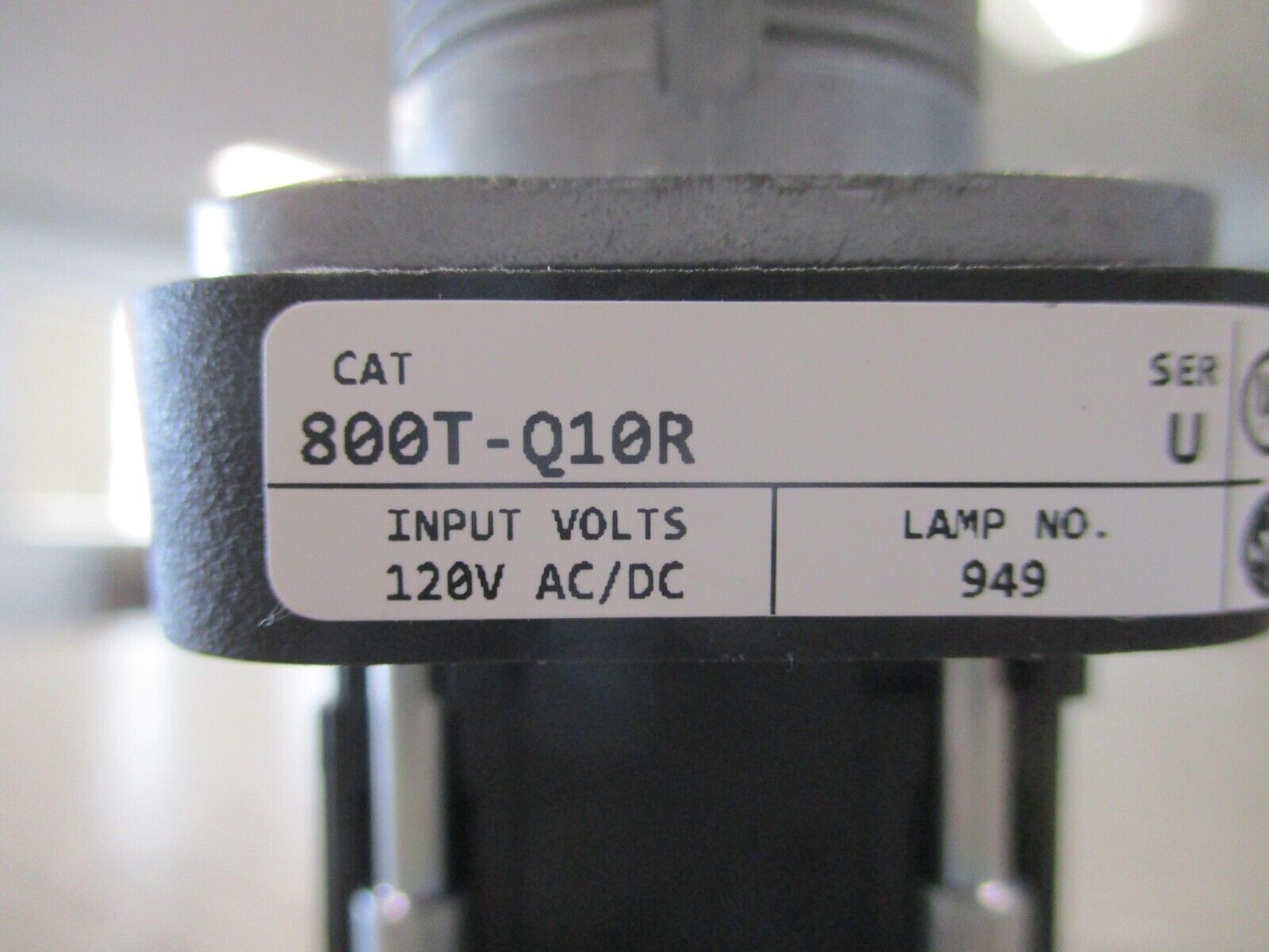 Allen-Bradley Pilot Light 800T-Q10R Ser. U Green 120V New Surplus