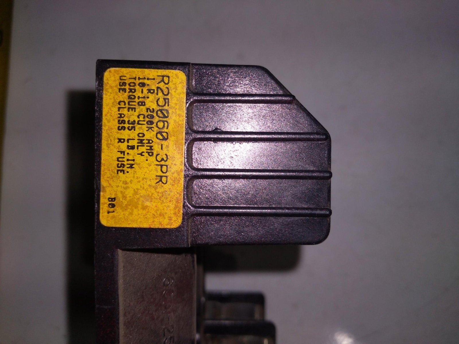 BUSS R25060-3CR FUSE HOLDER HRCI-R FUSE 30A 600V