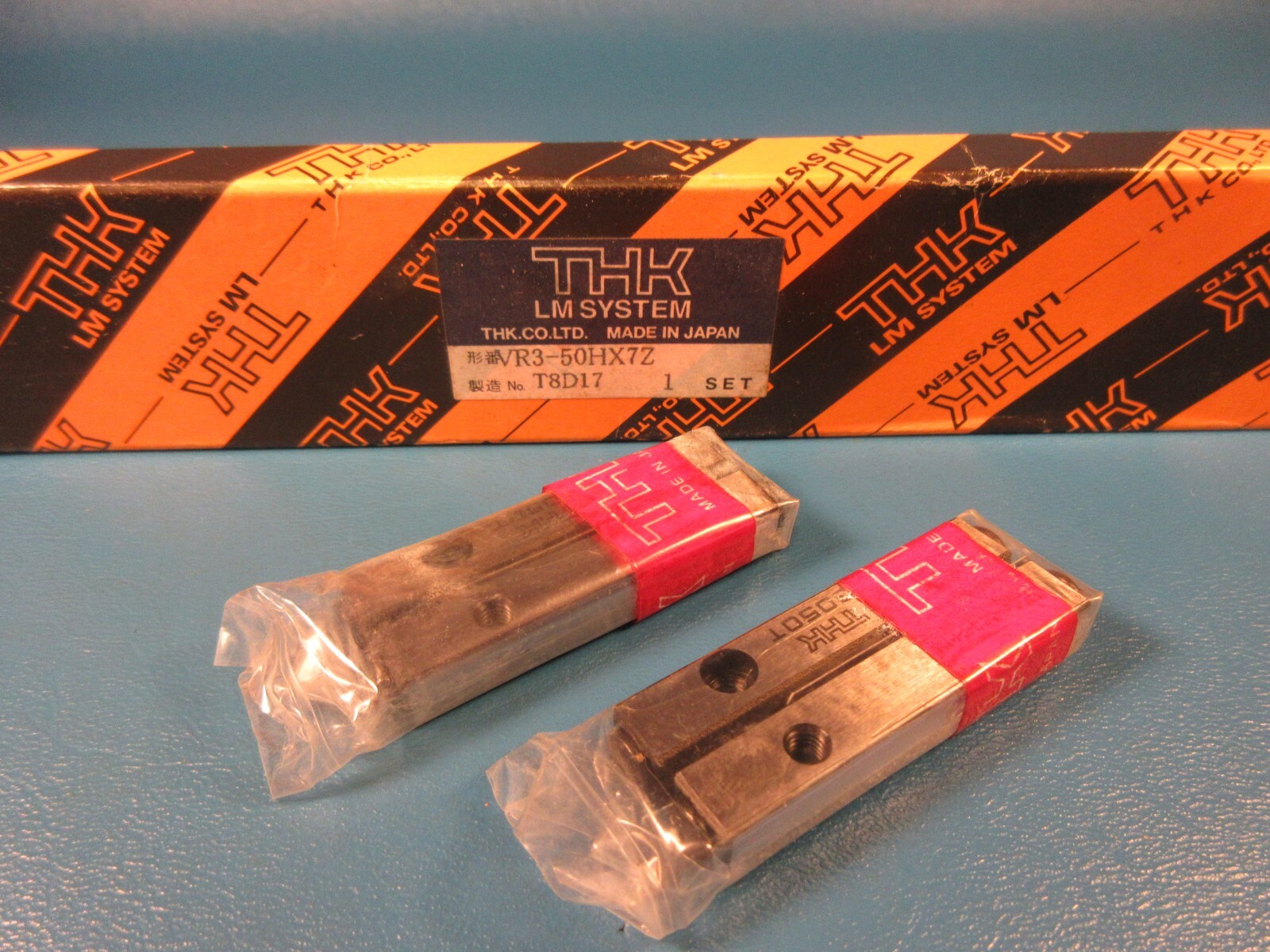 SET THK VR3-50HX7Z, T3050 Cross Roller Guide Set, as pictured