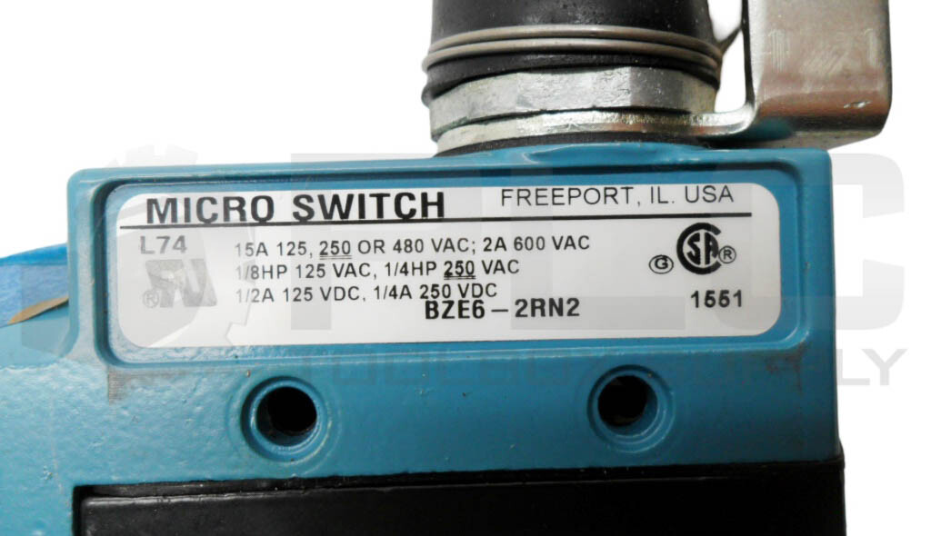 LOT OF 2 MICRO SWITCH BZE6-2RN2 LIMIT SWITCH 15A 600VAC 1/4HP