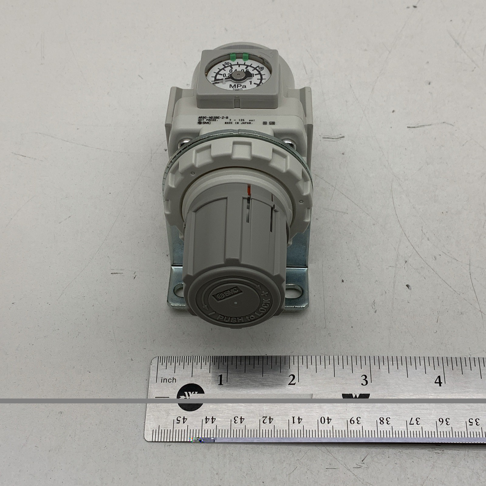 SMC AR30-N02BE-Z-B Compressed Air Regulator 1/4″ NPT, 7-125PSI (AC30-GAT005)
