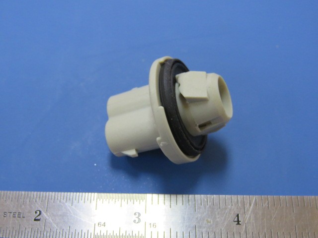 Delphi 12110053 Qty of 50 per Lot 2 Way Light Gray Lamp Socket Wedge Sealed Fem