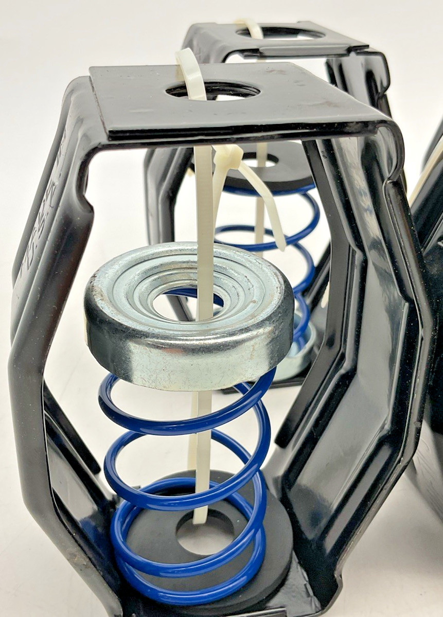 850343 Isolator Springs w/brackets